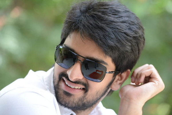 naga shourya,u.v.creations banner,abbaayitho ammaayi movie  శౌర్య ఛాన్స్ కొట్టేసాడు..! 